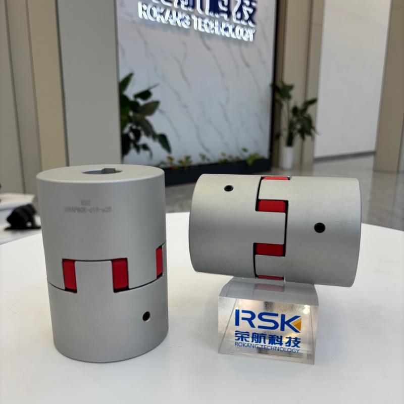 ロボット用にカスタマイズされたキー溝付きアルミ合金ジョーシャフトカップリングPUスパイダーインサートネジセットタイプ